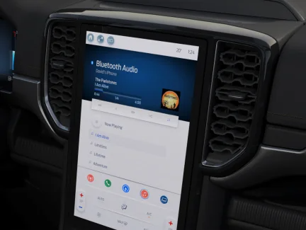 Kết Nối Liền Mạch Với SYNC® 4